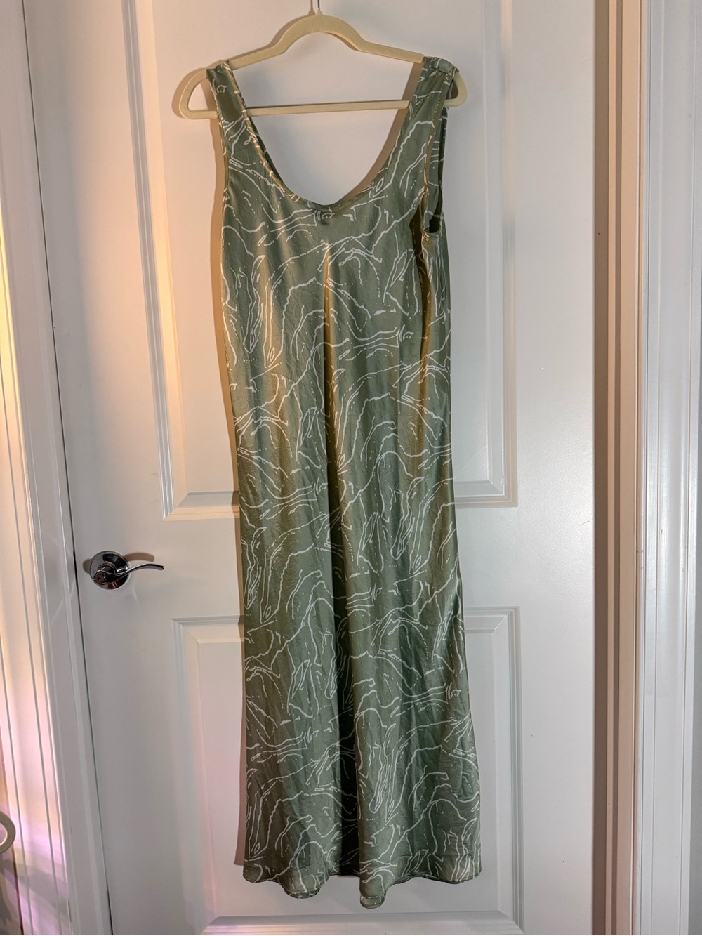 Calvin Klein Olive Green Midi Dress with White Abstract Lines